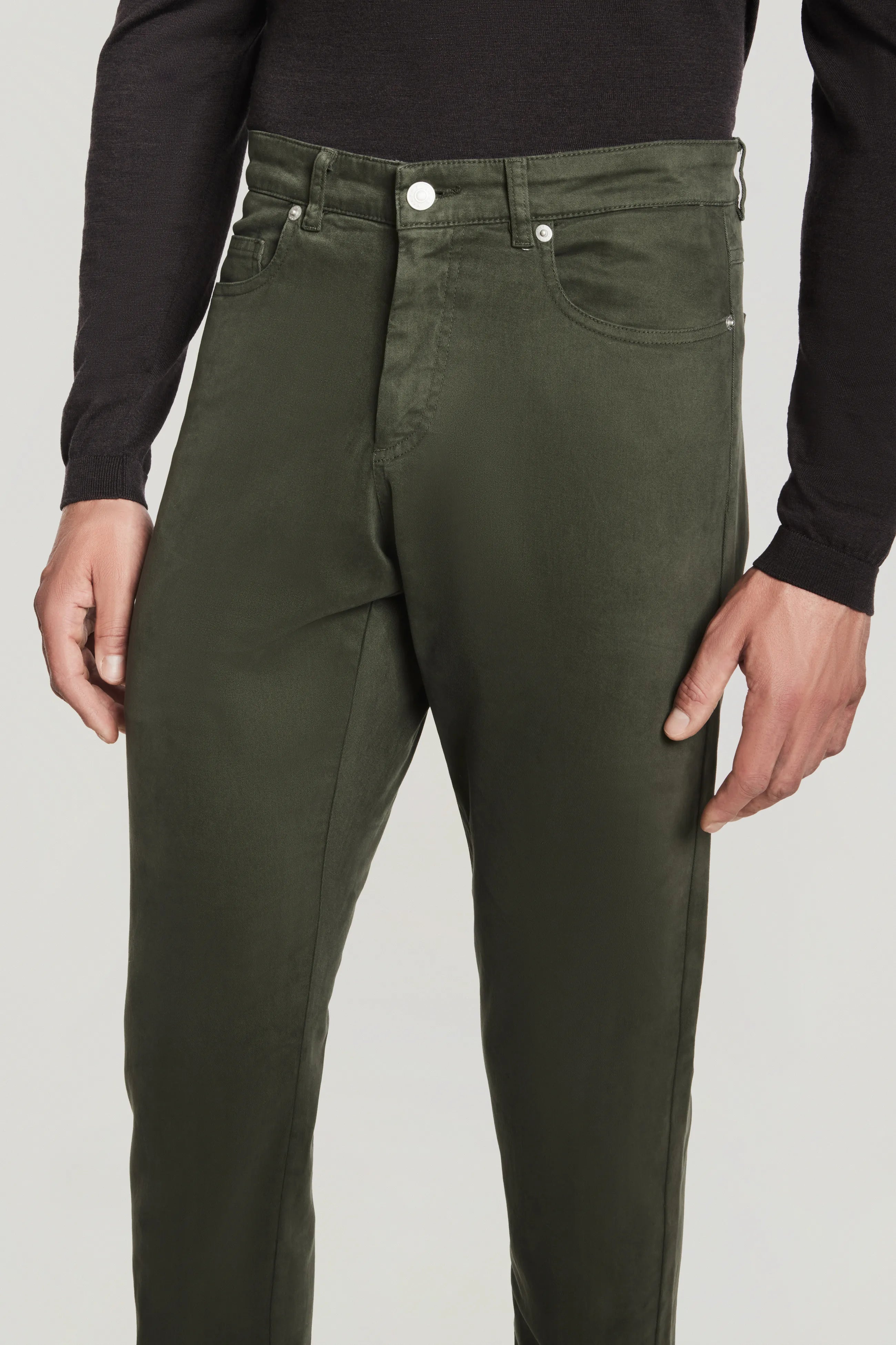 Alt view 1 Olive Trouser