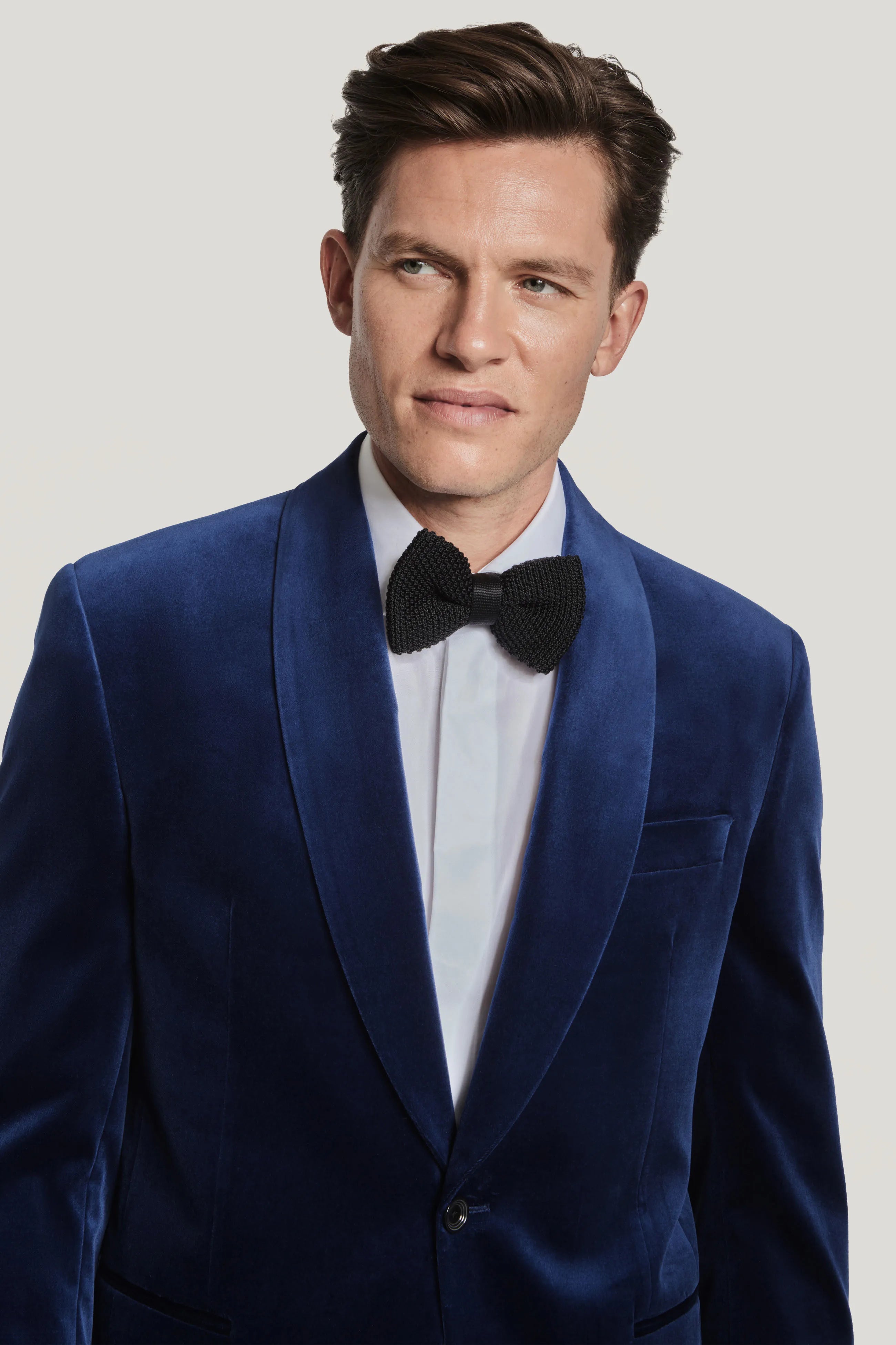 Alt view 1 Blue Velvet Dinner Jacket