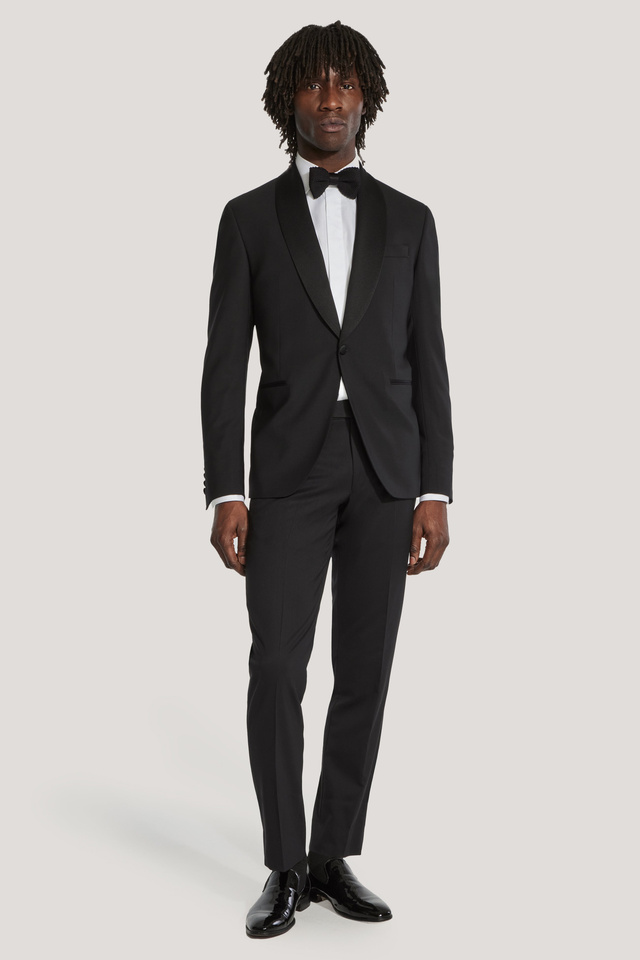 Vue alternative Black Shawl Collar Solid Tuxedo Suit